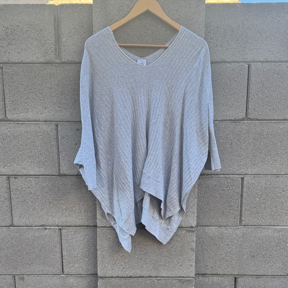 Cabi #5451 Watson Pullover Gray V-Neck Sweater medium
